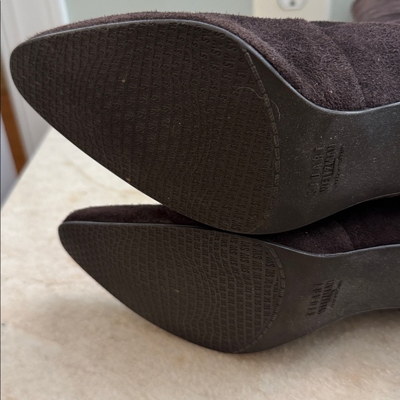 Elegant Chocolate Brown Suede Knee-High Boots - Picture 3 of 5